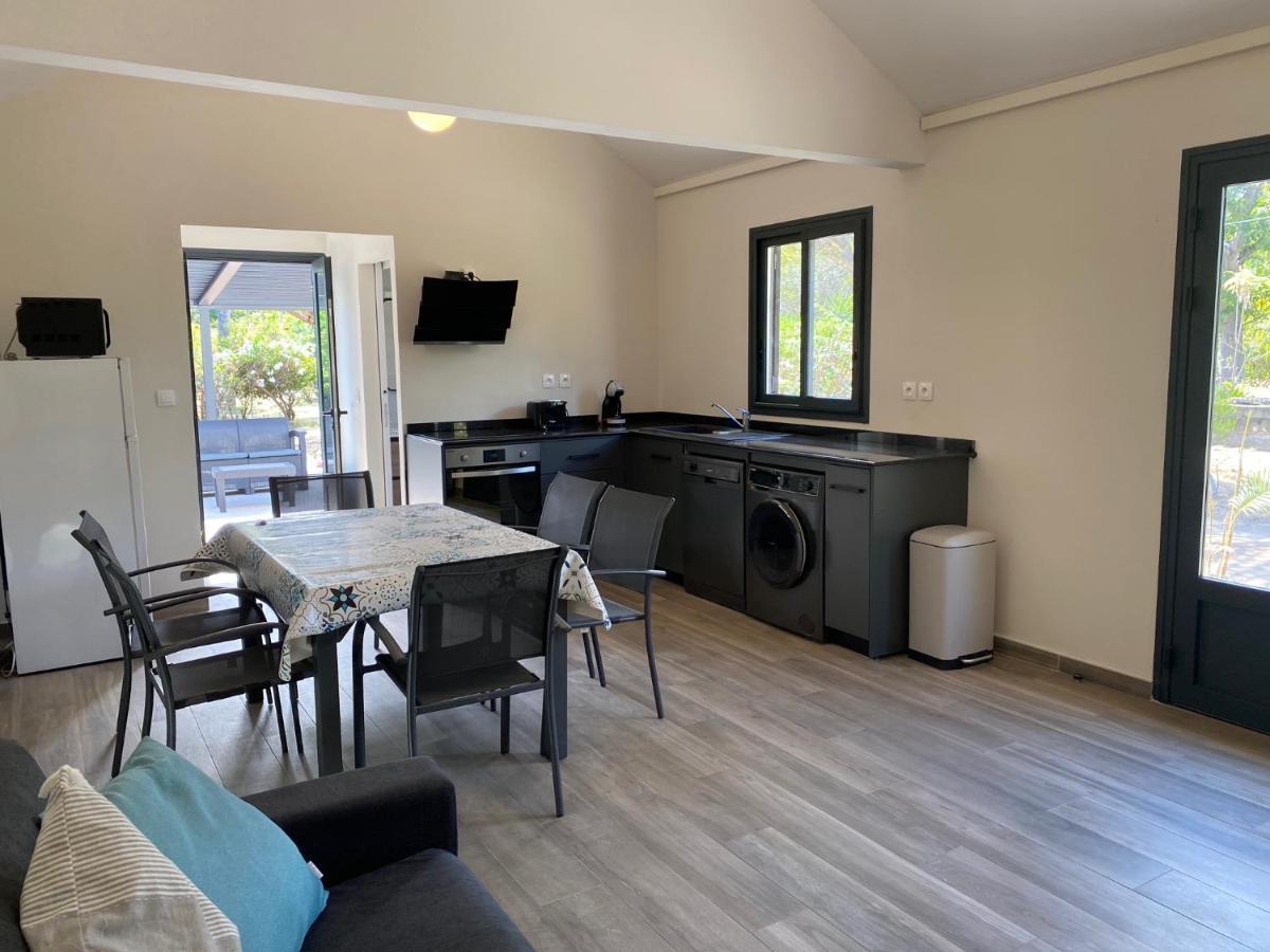 Villa & Bungalow 'Coco Des Sables' Les Pieds Dans L'Eau La Saline Le Bains Kültér fotó