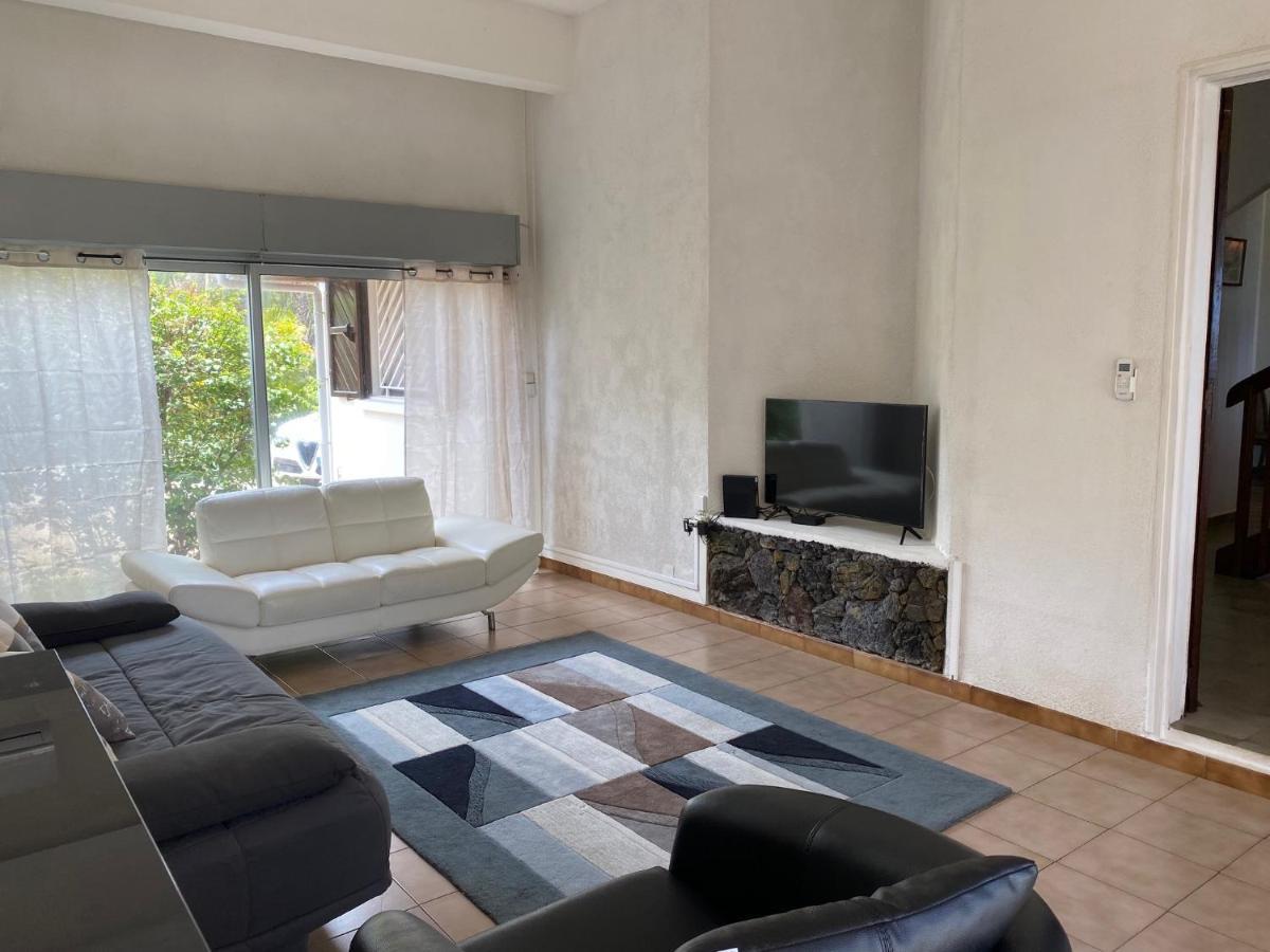 Villa & Bungalow 'Coco Des Sables' Les Pieds Dans L'Eau La Saline Le Bains Kültér fotó