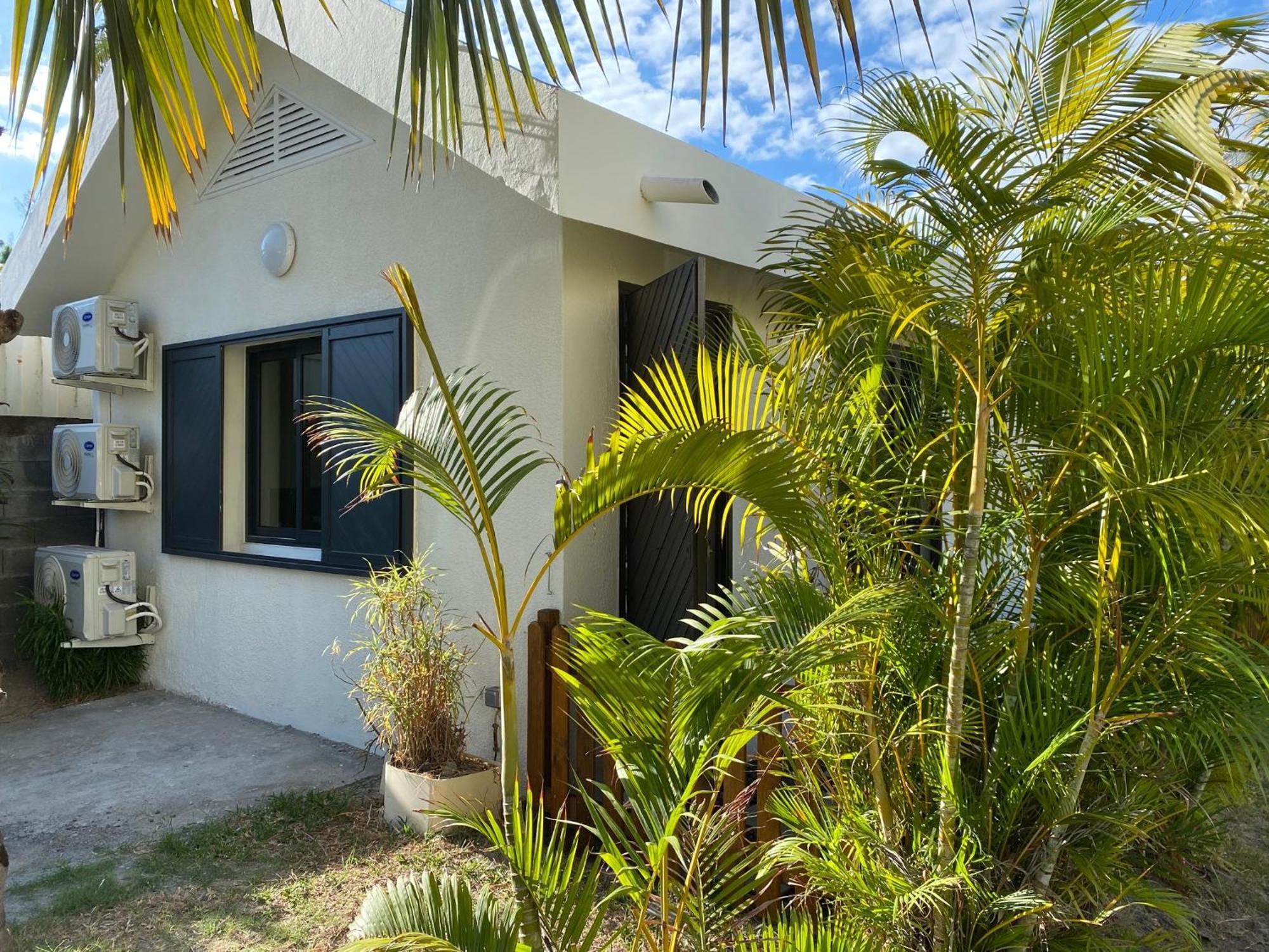 Villa & Bungalow 'Coco Des Sables' Les Pieds Dans L'Eau La Saline Le Bains Kültér fotó